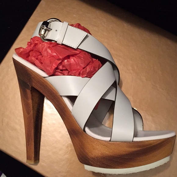 Gucci Shoes - GUCCI PLATFORM WRAPS BRAND NEW